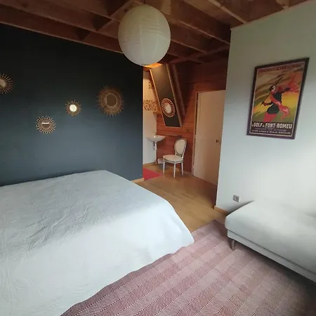 Les Pres Grand بيت ضيافة Montigne-le-Brillant