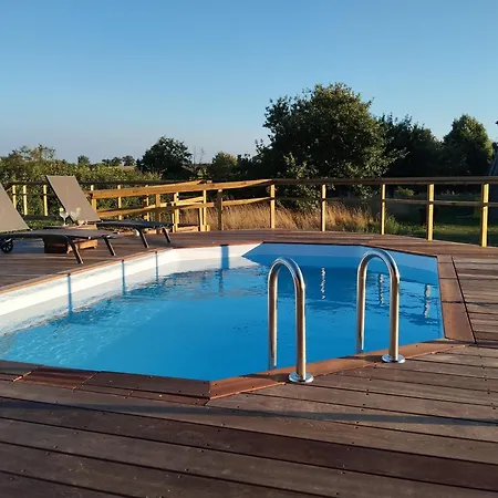 Les Pres Grand Montigne-le-Brillant